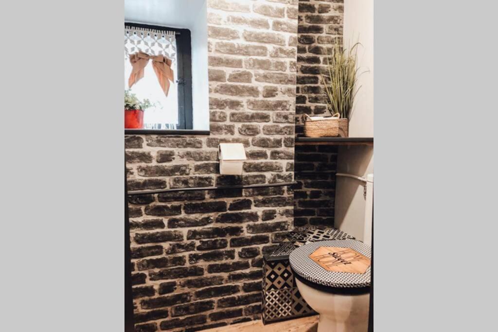 Appartement Romantique Parisien, Baignoire Retro Au Pied Du Lit Boulogne-sur-Mer Luaran gambar